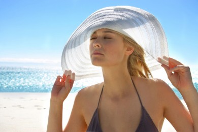 Lợi ích và tác hại của ánh nắng tới sức khỏe và làn da